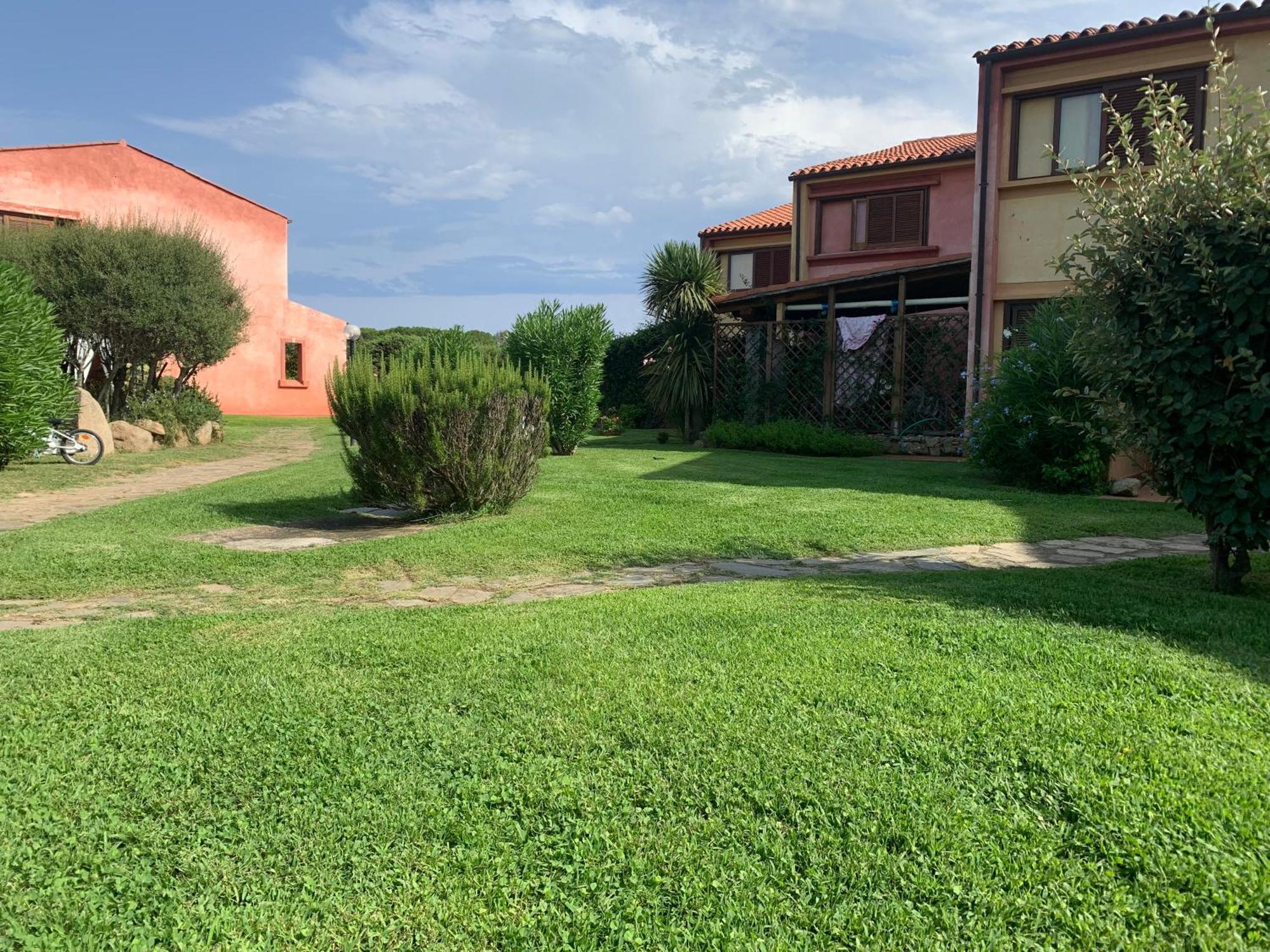 Casa Smeralda: Con Giardino E Vicino Al Mare Punta Molara Kültér fotó